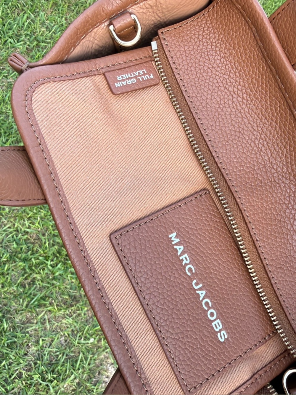 Marc Jacobs Brown The Tote Bag -Small - Picture 11 of 15